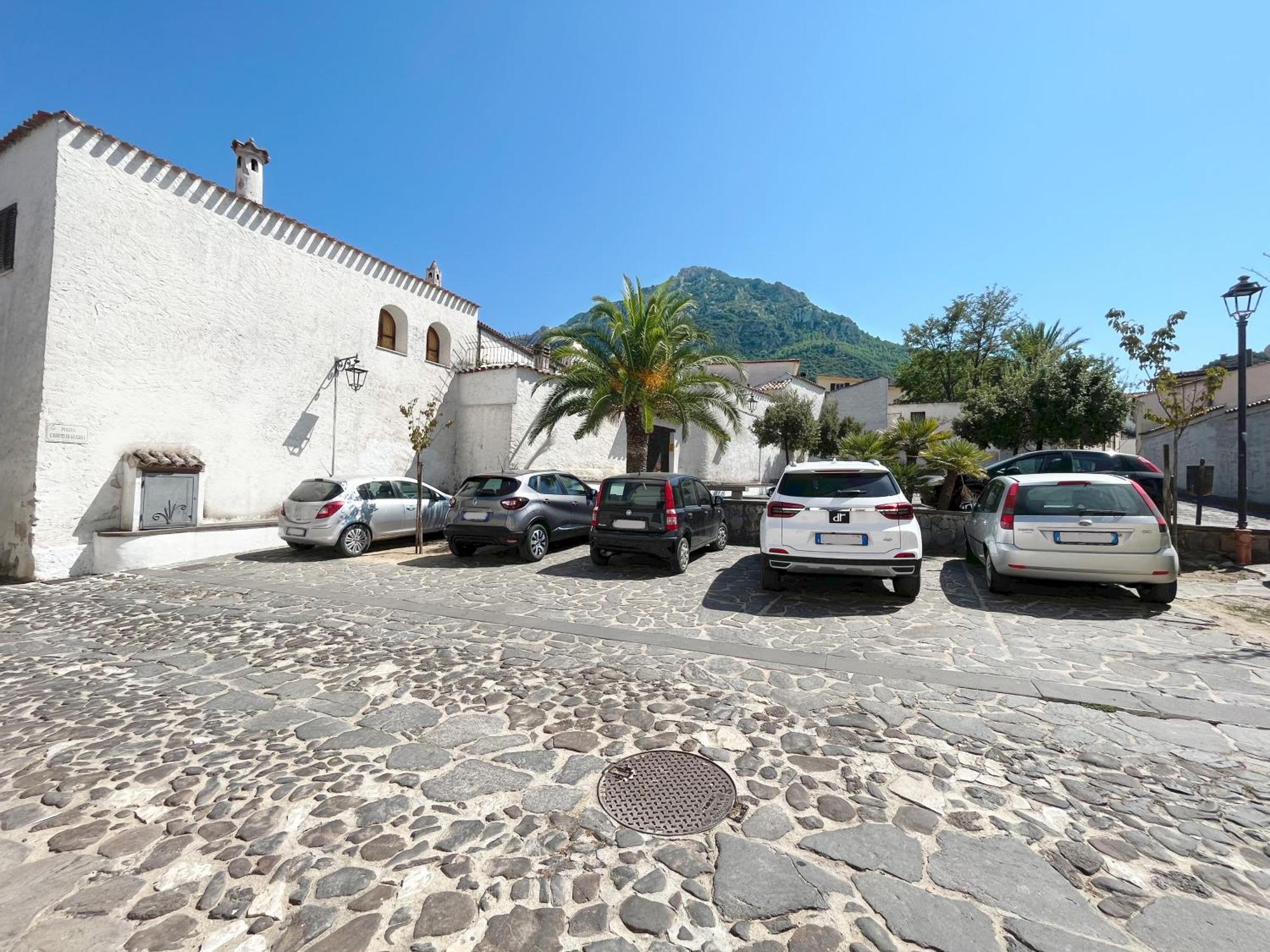 Casa Lia - Independent Apartment In The Gulf Of Orosei Galtellì Екстериор снимка