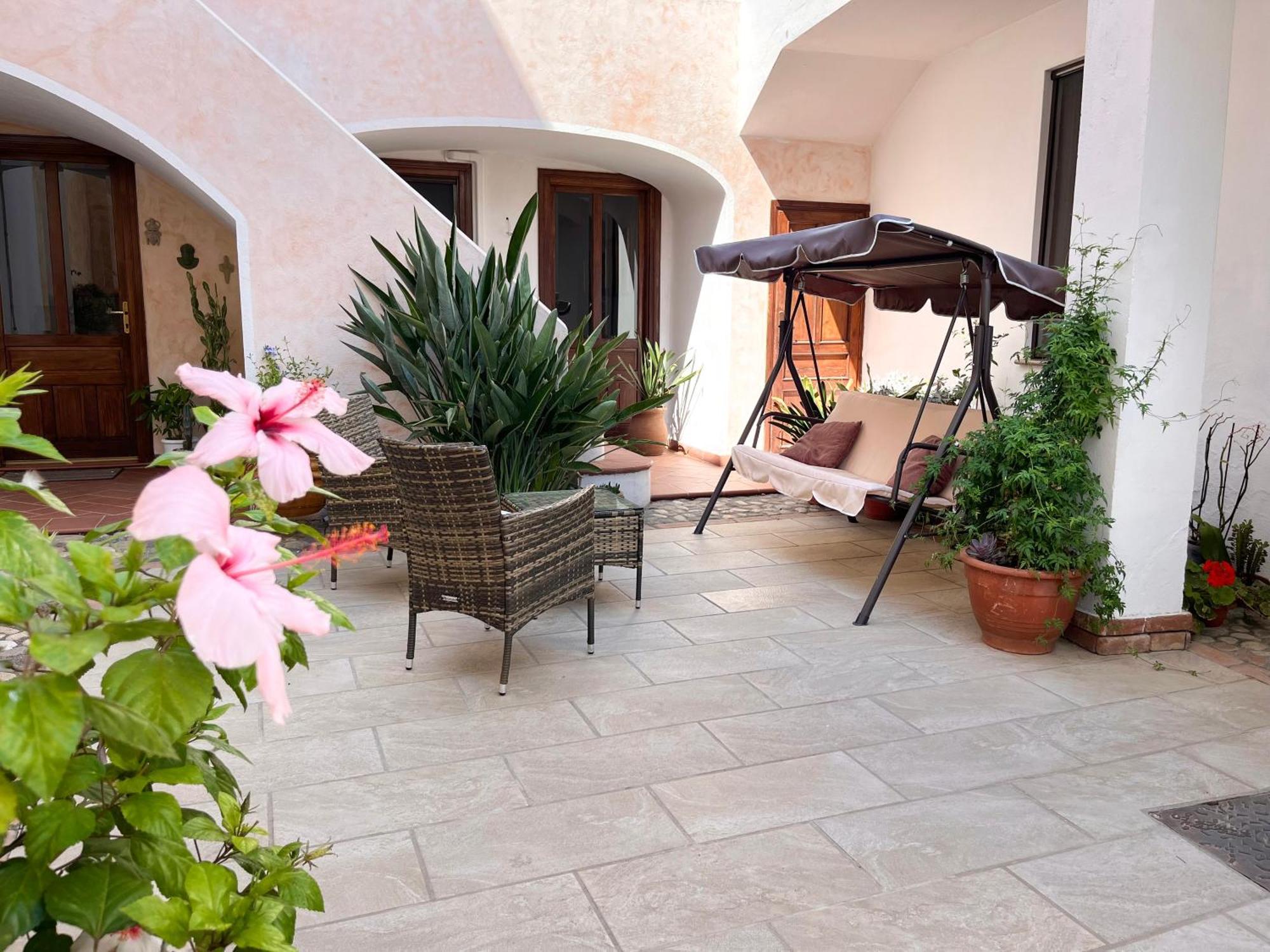 Casa Lia - Independent Apartment In The Gulf Of Orosei Galtellì Екстериор снимка