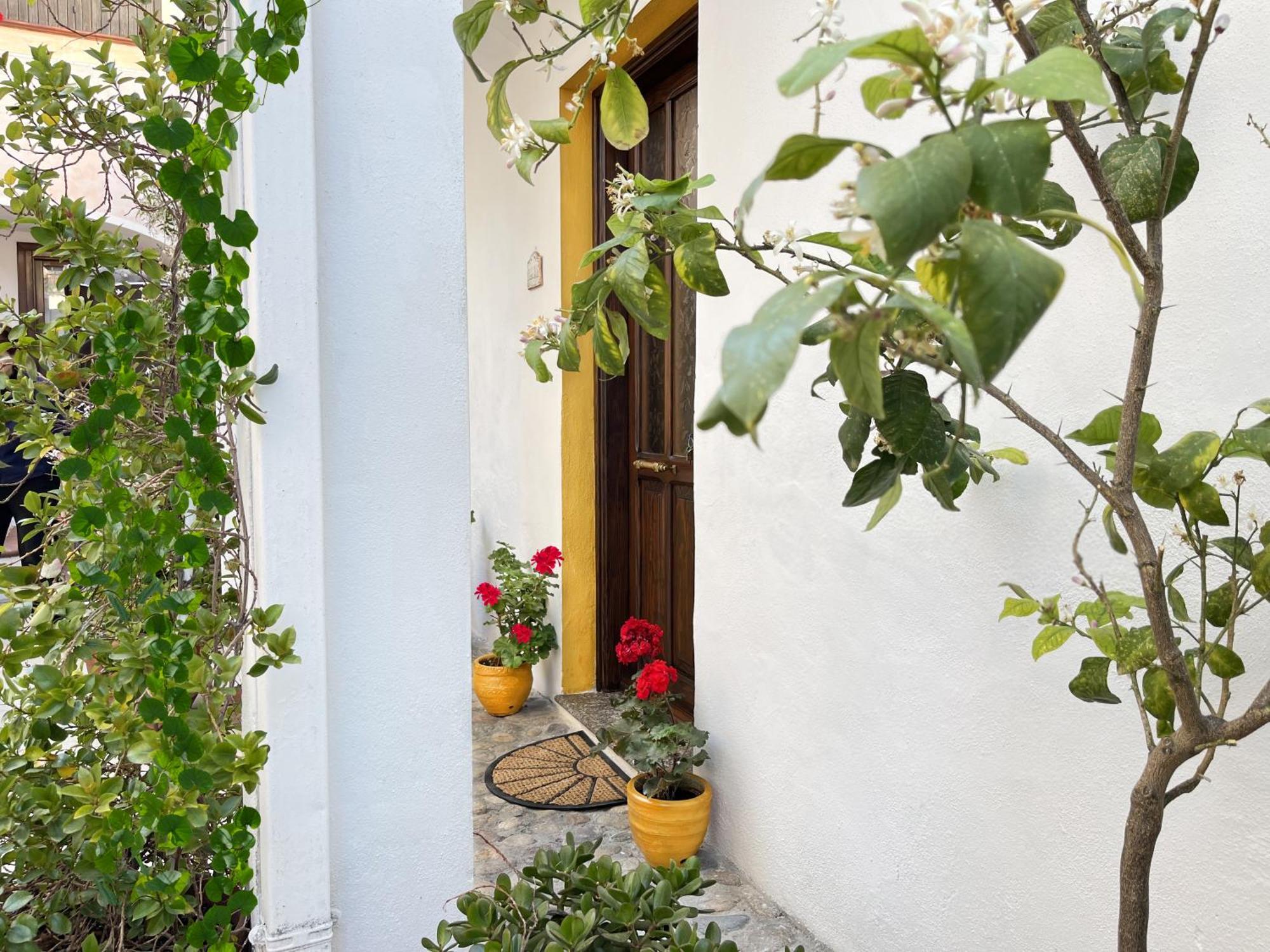 Casa Lia - Independent Apartment In The Gulf Of Orosei Galtellì Екстериор снимка
